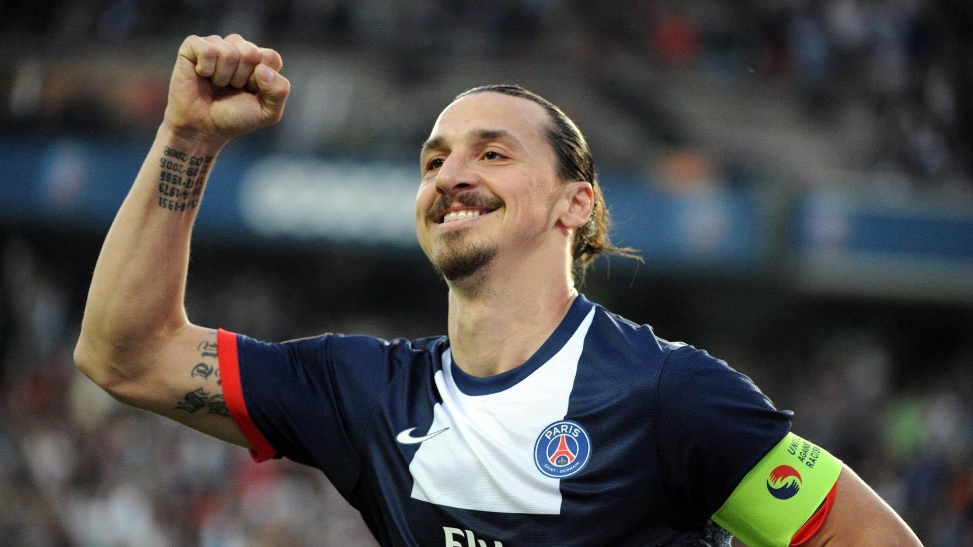 中国足球职业联赛联赛规则调整优化比赛节奏，中国足球联赛开始走向职业化