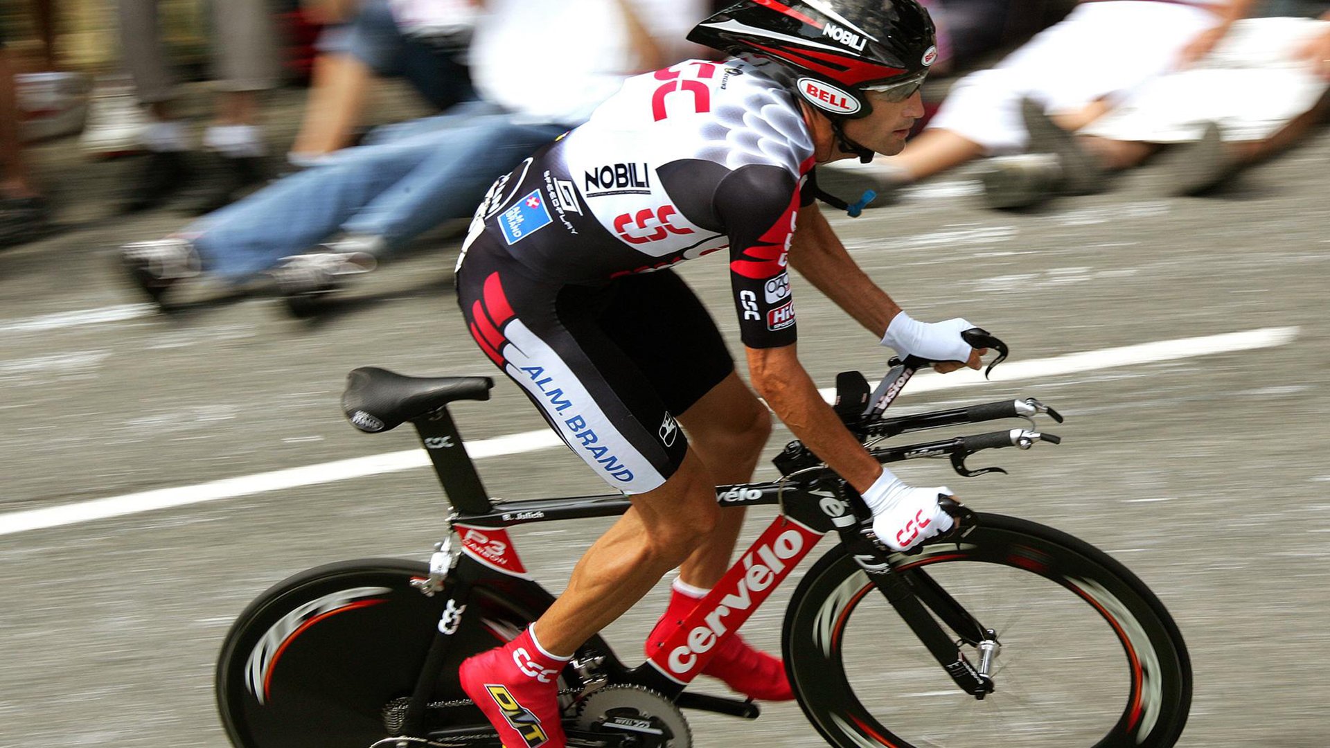 马克西姆·格鲁塞完美掌控比赛节奏,马克西姆和海格