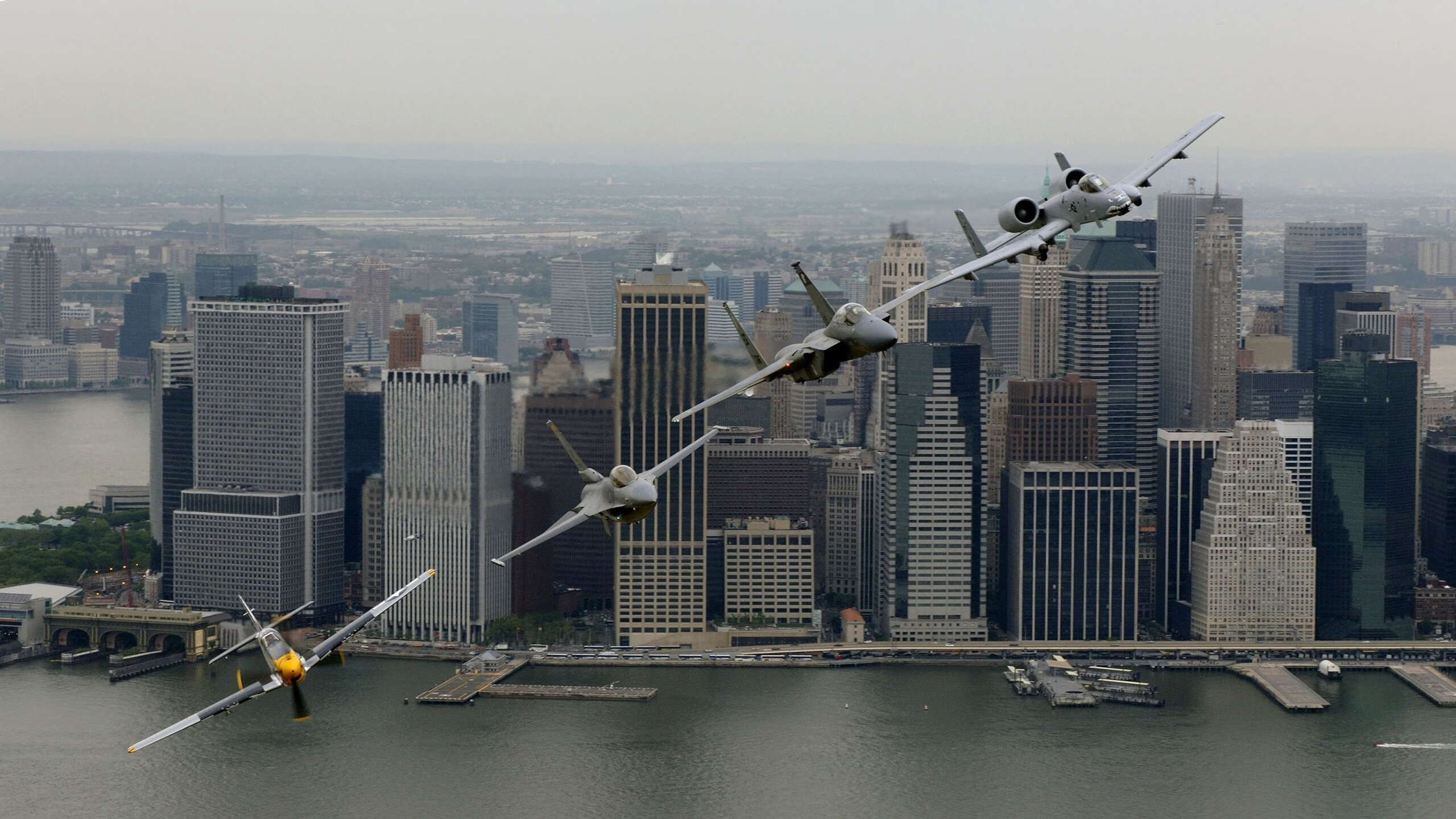 Kaiyun官方登录入口-城市夜光骑行节，灯火辉煌中的极致速度，骑行夜灯的价格及图片